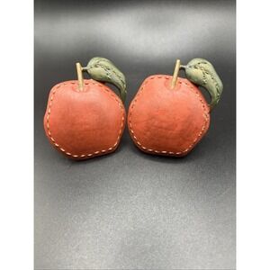 Set of 2 Rustic Apple Napkin Rings - Resin Decorative Dinnerware Farmhouse
